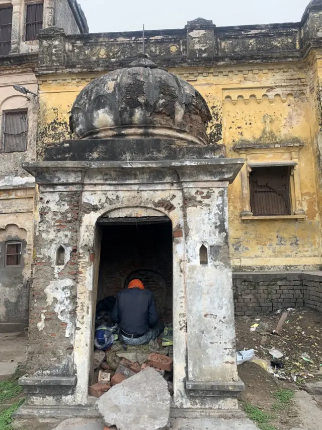 अयोध्येतील जुनी मंदिरं