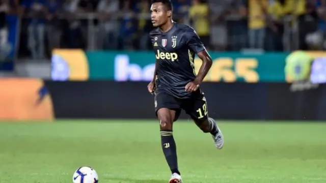 Alex Sandro