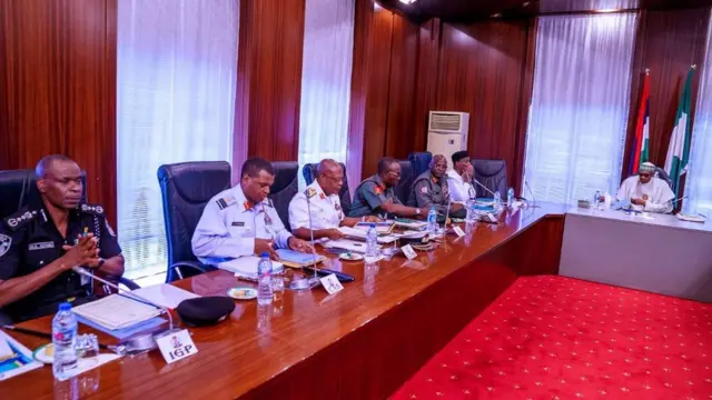 President Buhari dey meet with security chiefs on December 30, 2019.