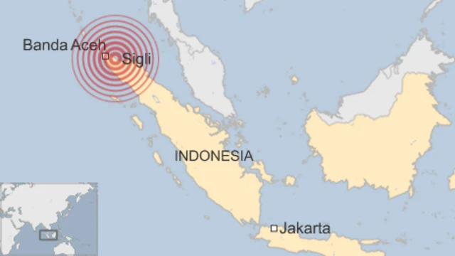 A map of Indonesia, showing Banda Aceh and Sigli, and the focal point of the quake