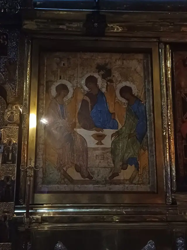 икона в храме