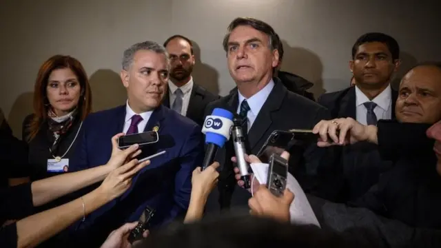 Bolsonaro concede entrevistabetway valor minimo depositoDavos