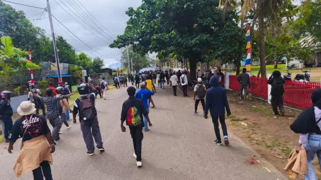 unjuk rasa merauke, papua, gangguan internet