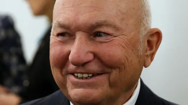 Лужков