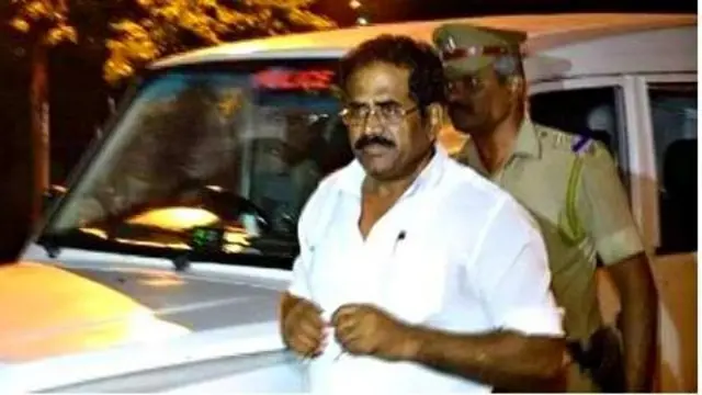 15க்கும் மேற்பட்டோர் படுகொலை