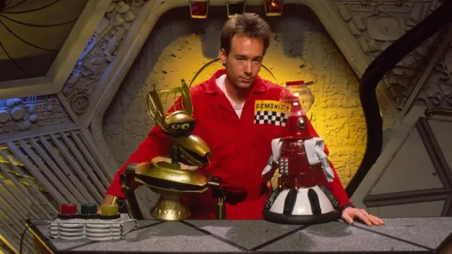 Серіал Mystery Science Theater 3000