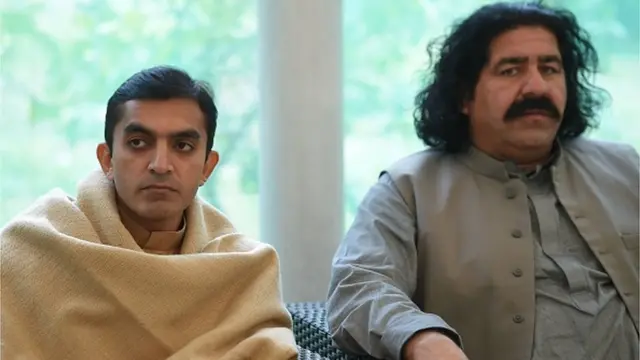 ښاغلی وزیر او دوړ له هغه پاکستاني پلاوي سره له اسلام اباده کابل تلل