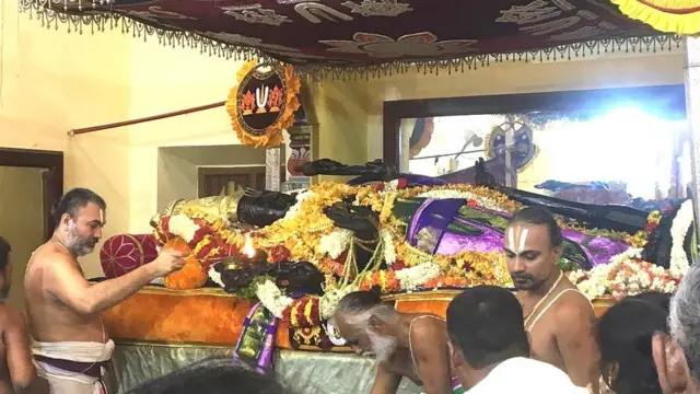 காஞ்சிபுரம் அத்திவரதர்.
