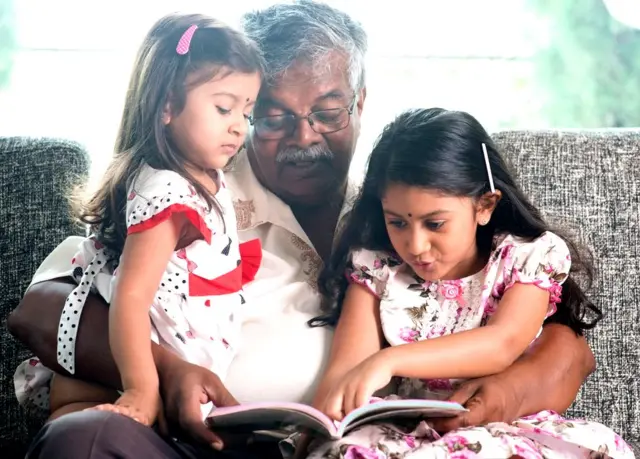 आजी आजोबा