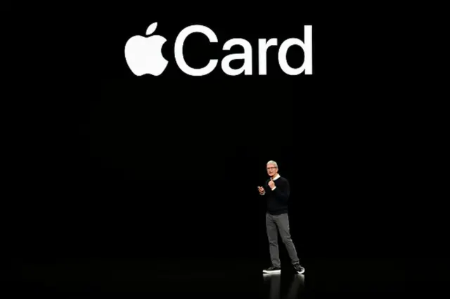 O executivo Tim Cook ao lançar o Apple Card