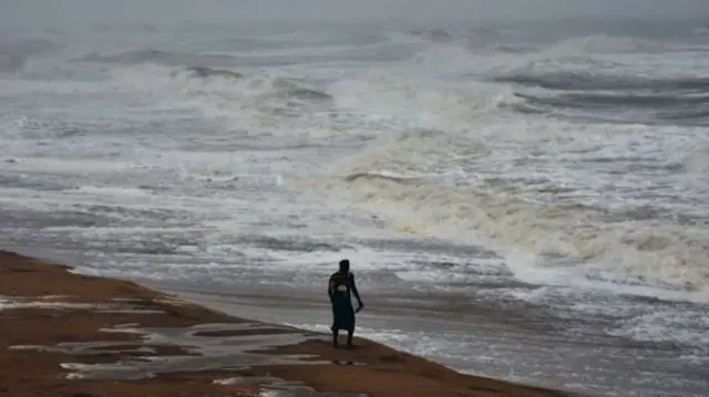 உம்பான் புயல்: தமிழகத்துக்கு பாதிப்பா?