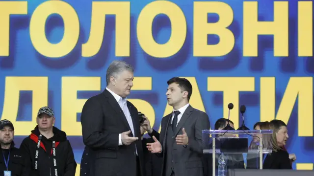 Порошенко и Зеленский на дебатах