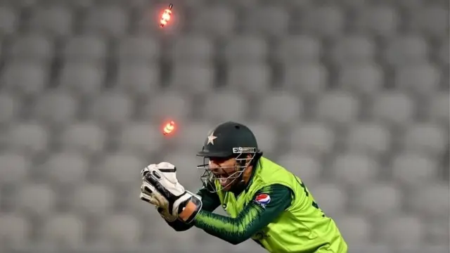 پاکستان کرکٹ ٹیم کے سابق کپتان سرفراز احمد