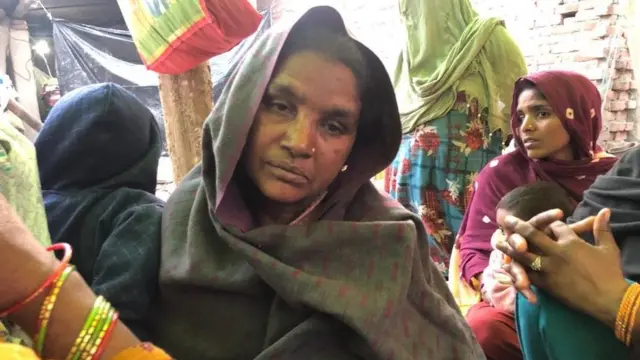 जलाल हुसैन की मां