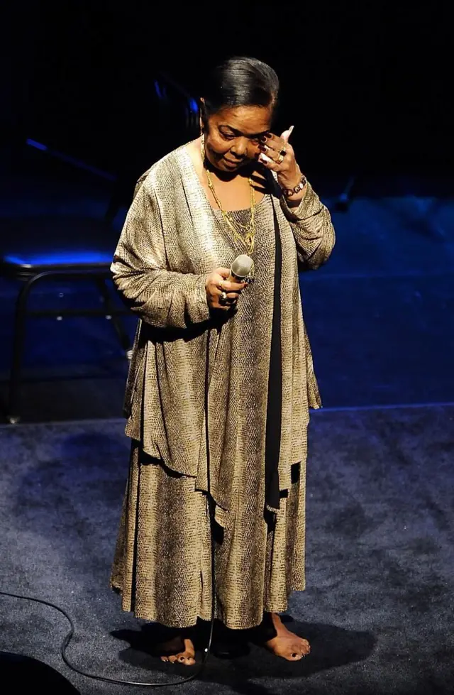 سيزاريا إيفورا