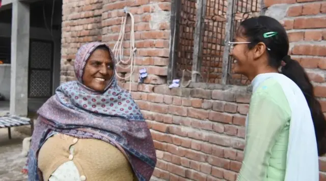 మనుమరాలు సలోనితో షన్నో దేవి