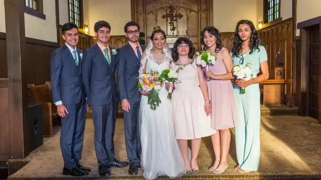 Josslyn Glenn junto a su familia