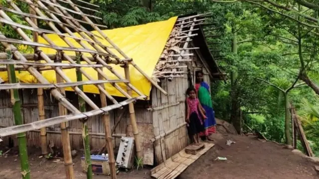 மாணவர்கள்