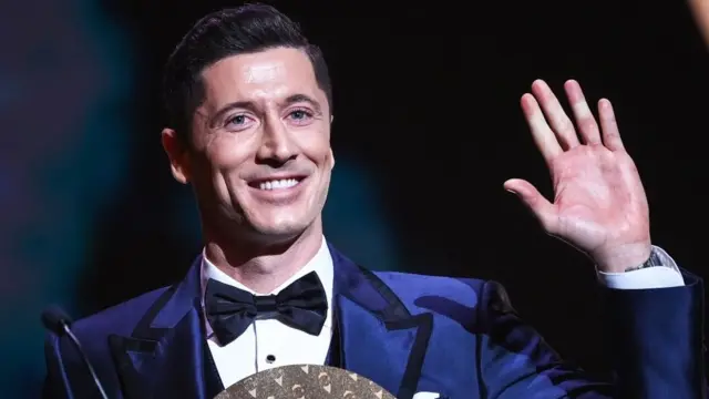 पोलैंड के कप्तान लेवांडोव्स्की