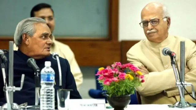 अटलबिहारी वाजपेयी, लालकृष्ण अडवाणी, भाजप, राष्ट्रीय स्वयंसेवक संघ