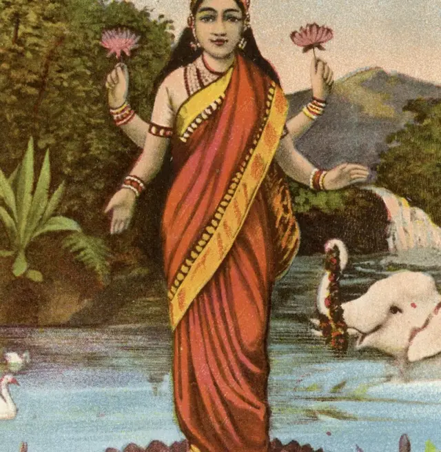 लक्ष्मी, देवता,