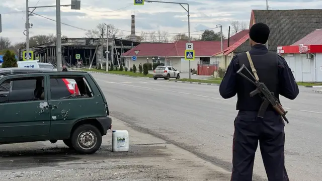 Девчонки а как вы относитесь к услугам за деньги?