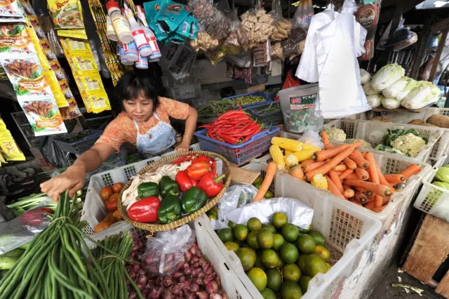 penjual buah dan sayuran