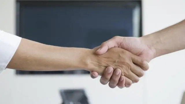 हस्तांदोलन