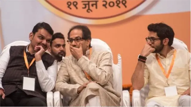 దేవేంద్ర ఫడ్నవీస్, ఉద్ధవ్ ఠాక్రే