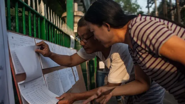လ၀က၀န်ကြီး ဦးသိန်းဆွေမိသားစုမှာတောင် မဲစာရင်းတွေမှားယွင်းနပါတယ်။