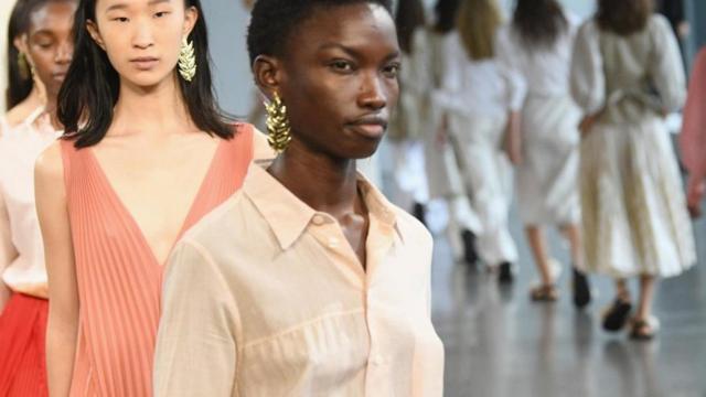 Desfilebet365 tem bonusmoda