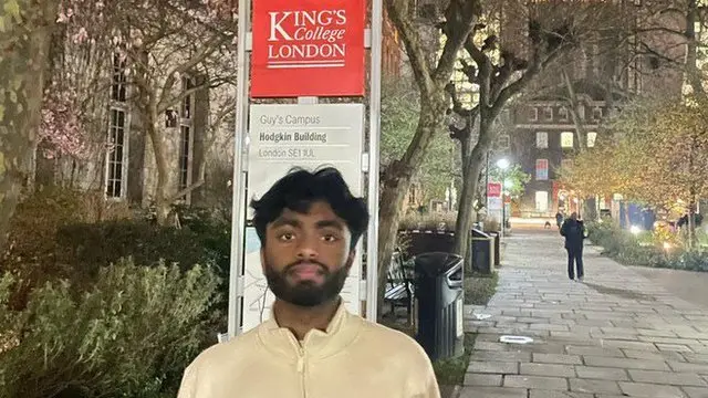 Сафиннинг Лондон Қироллик коллежида тушган фотоси