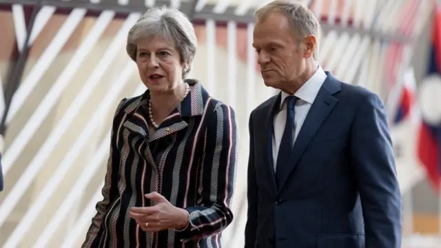 Theresa May y Donald Tusk