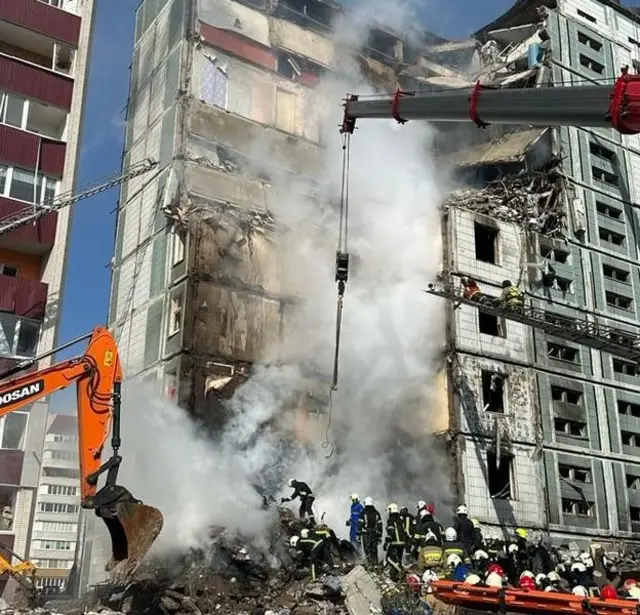 Разбор завалов в Умани