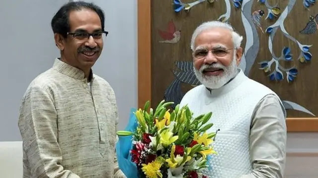 નરેન્દ્ર મોદી સાથે ઉદ્ધવ ઠાકરે