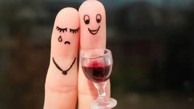 वाईन ग्लास