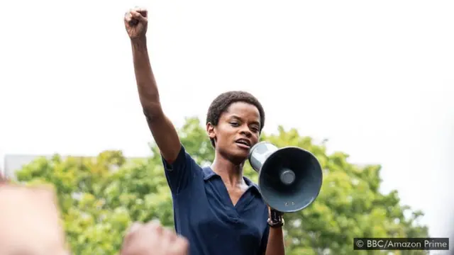 Letitia Wright dalam "Mangrove"