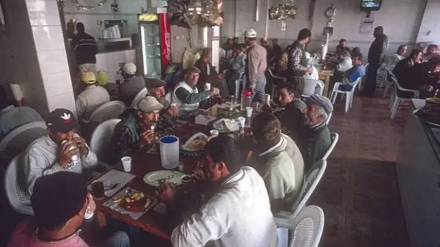 سعودي کې د ترکیې کارګر ترک هوټل کې غرمنۍ لري