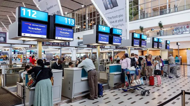 Buufata xayyaaraa idil-addunyaa Keepp Taawon