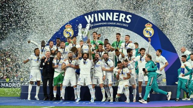 تتويج ريال مدريد بلقب دوري أبطال أوروبا لعام 2022