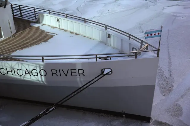 शिकागो नदी जमी