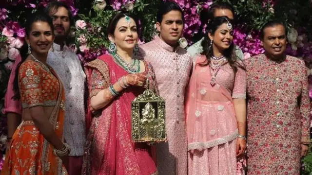 अंबानी परिवार