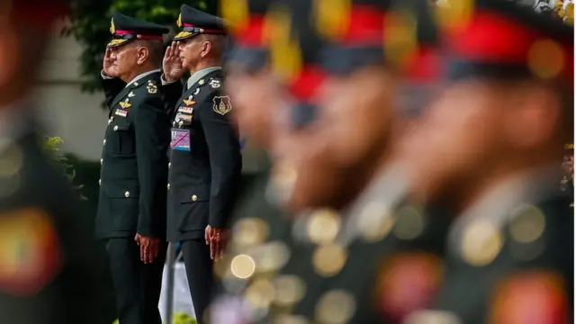 พล.อ. ณรงค์พันธ์ จิตต์แก้วแท้ ผู้บัญชาการทหารบก วันส่งมอบตำแหน่งเมื่อปี 2563