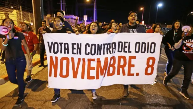 Protesta contra Arpaio en Maricopa