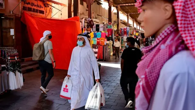 "வெளிநாட்டவர்களுக்கும் இனி குடியுரிமை" - ஐக்கிய அரபு அமீரகத்தின் அறிவிப்பால் யாருக்கு பயன்?