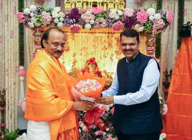 देवेंद्र फडणवीस आणि अजित पवार