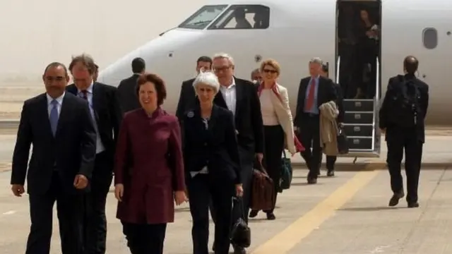 در پایان مذاکرات در بغداد طوفان شن باعث شد هیات‌های مذاکره‌کننده نتوانند به موقع به کشورهایشان بازگردند