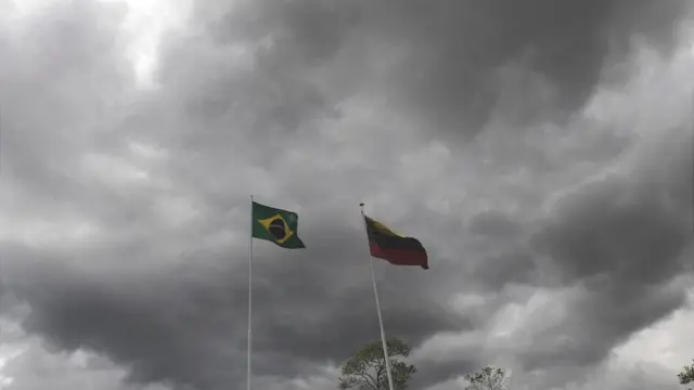 Banderas de Brasil y Venezuela