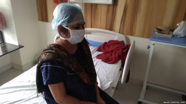 ਪੂਣੇ ਦੇ ਗੈਲੈਕਸੀ ਹਸਪਤਾਲ ਵਿੱਚ ਮੀਨਾਕਸ਼ੀ ਵਲਾਂਡ ਦੀ ਅੱਜ ਦੀ ਤਸਵੀਰ