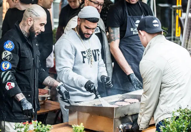 Открытие первой бургерной Black Star на Новом Арбате в 2016 году